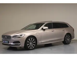 Volvo V90 T8 Plug-in hybrid AWD Ultimate Bright | Rijklaarprijs | Trekhaak | Luchtvering |