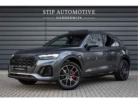Audi Q5 50 TFSI e Competition | Panorama | 20'' Wielen | RS-Seats | Matrix | Sfeerverlichting | Came
