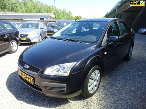 Ford Focus Wagon 1.6-16V Trend. Airco, Cruise control, Apk 19-6-2027