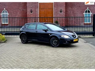 Seat Leon 1.4 TSI Style / Airco / Navi / Bluethoot / Pdc / Cruise control