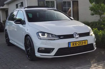 VOLKSWAGEN GOLF Variant 2.0 TDI (184pk) DSG 2X R-line Pano/Xenon/Trekhaak/19inch/Camera/Carplay