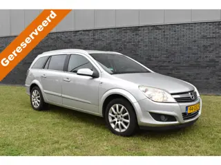 Opel Astra Wagon 1.6 Temptation Trekhaak Airco Stoelverwarming
