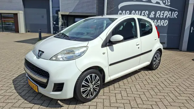 PEUGEOT 107 1.0i 12V 5-deurs / Airco / Nieuwe APK