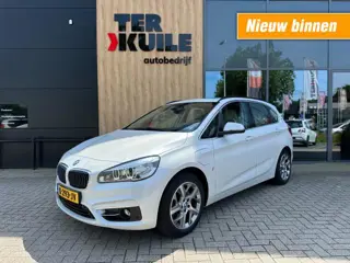 BMW 2-SERIE ACTIVE TOURER 225XE High Exec. / Dealer ond. / Pano