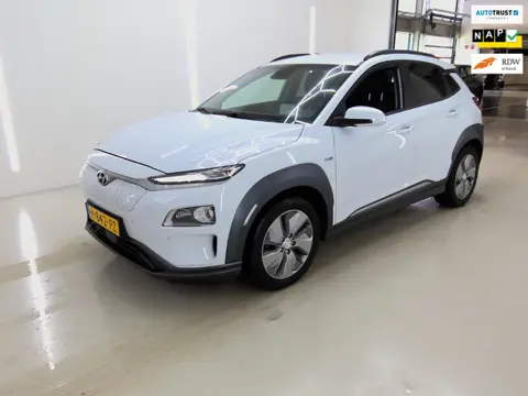 Hyundai Kona EV Premium 64 kWh