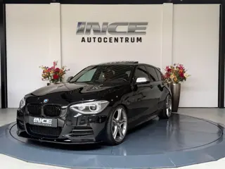 BMW 1-serie M135i xDrive High Executive | Performance | Pano