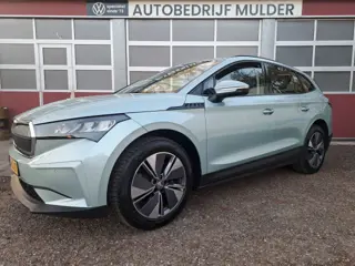 SKODA ENYAQ iV 60 180 Pk Business Edition Trekhaak, Apple Carplay, Camera, SOH 92%