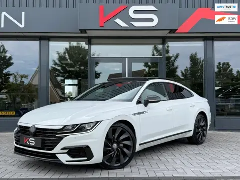 Volkswagen Arteon 2.0 TSI R-Line Business lPANOlVIRTUALlFULL