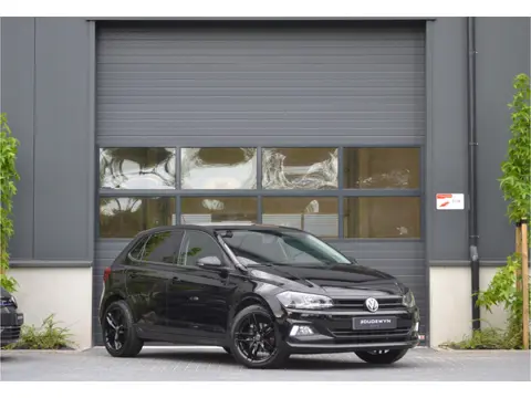 Volkswagen Polo 1.6 TDI Comfortline NAP | Carplay | Cruise Control Parkeersensoren