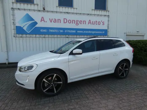 VOLVO XC60 2.0 D4 FWD OCEAN RACE Aut,Pano.Navi,Memory