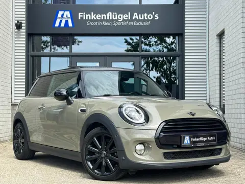 MINI Cooper 1.5 Facelift |Pano |H.K Audio |Union.Jack |Leder |Navi |