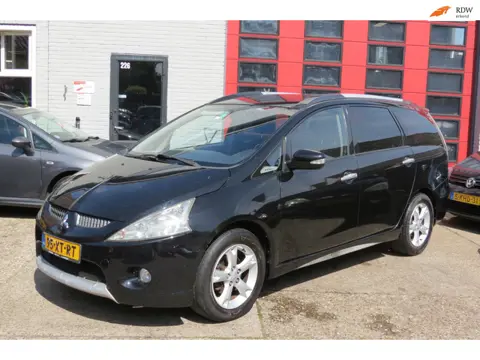 Mitsubishi Grandis 2.4-16V InSport . AUTOMAAT, 7 PERS, NWE APK