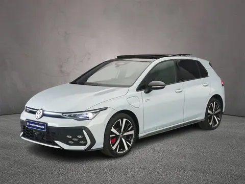 Volkswagen Golf GTE 1.5 TSI eHybrid 272pk DSG Automaat Trekhaak, Black Style, Panoramadak, LED matri