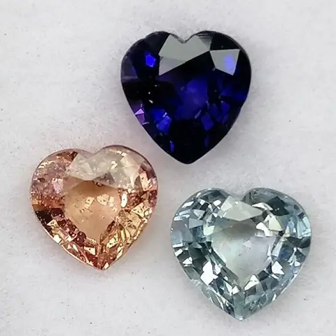 3 pcsBlauwe Saffier - Oranje - 2.14 ct