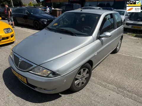Lancia Ypsilon 1.2-16V Unica RIJDT PERFECT/AFLEVERING NWE APK