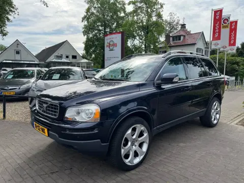 VOLVO XC90 2.4 D5 AWD SUMMUM 5P AUTOMAAT 4X4 / SCHUIFDAK / TREKHAAK / LEDER / NAVI / STOELVERW.