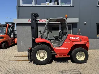 Manitou MC30-2  Ruwterrein heftruck 4x2 Duplo 370 sideshift 5290UUR Perkins DIESEL 2002