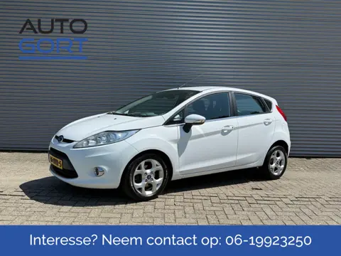 Ford Fiesta 1.6 Titanium | Climate control | Cruise | 5 Deurs | APK 07-2027 | Parkeersensoren
