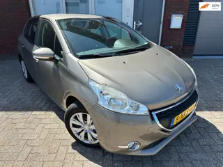 Peugeot 208 1.2 VTi Envy / Navi / PDC / Riem v.v. / NAP / Clima