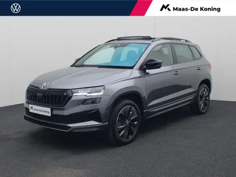 Skoda Karoq 1.5 TSI 150PK ACT Sportline DSG · Panoramadak · 360°Camera + Parkeersensoren · Navigatie