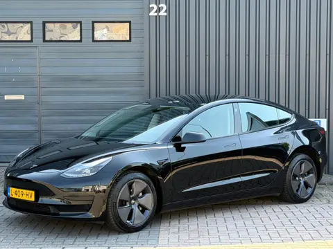 Tesla Model 3 Standard RWD Plus 60 kWh|Soh 90%|FACELIFT|PANO|CAM|NAVI|CARPLAY