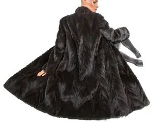 Artisan Furrier - Nerts, Nertsenbont Bontjas - Gemaakt in: