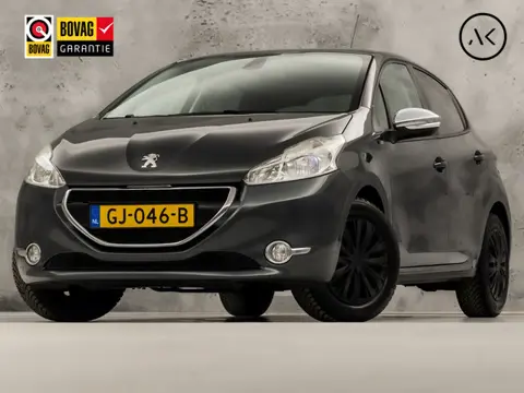 Peugeot 208 1.2 PureTech Sport (5 DEURS, NAVIGATIE, CLIMATE, CRUISE, GETINT GLAS, SPORTSTOELEN, PARK