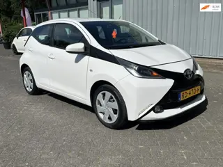 Toyota Aygo 1.0 VVT-i x-play 58000 kms