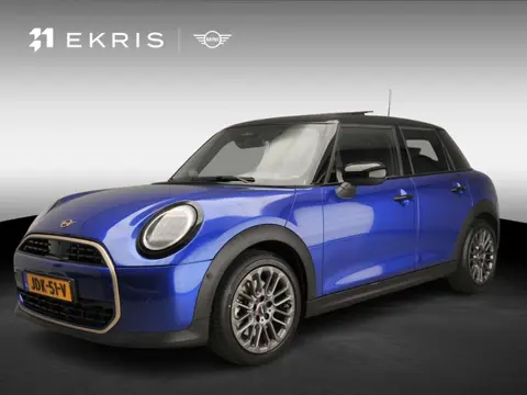 MINI Cooper 5-deurs C Favoured M pakket / Panoramadak / JCW Stoelen / Harman-Kardon / Head-up / LED 