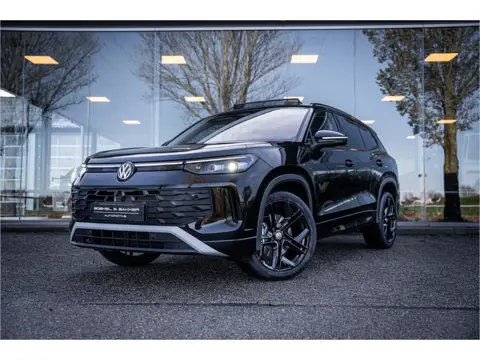 Volkswagen Tayron 1.5 eTSI Life Edition 7p. ** 20inch ** Panodak ** Trekhaak 5 jaar Fabrieksgarantie