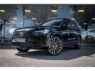 Volvo XC90 T8 Plug-in hybrid AWD ULTRA DARK **Lucht vering** Trekhaak**Panodak B&W**Stoelventilatie+