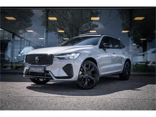 Volvo XC60 2.0 T6 Plug-in hybrid AWD Plus Black Edition **H&K**HUD** **PANODAK** Facelift!!