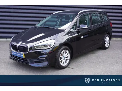 BMW 2 Serie Gran Tourer 218i Automaat 7zits Trekhaak LED Navigatie Parkeersensoren Cruise control Cl