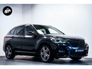 BMW X1 sDrive18i High Executive M Sport|Trekhaak|Camera|Head up|Navi