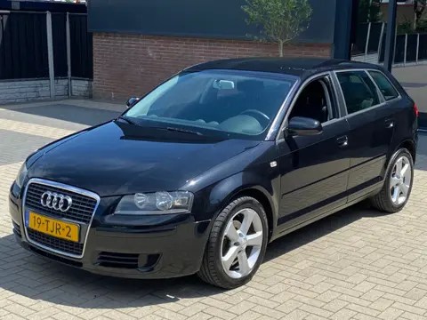 Audi A3 Sportback 1.9 TDI Attraction 5 DEURS CRUISE CLIMA L.M. VELGEN ELEKTR PAKKET