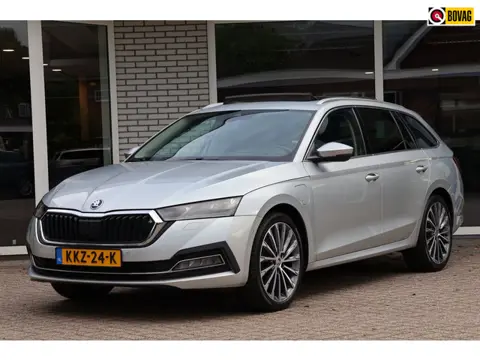 Skoda Octavia Combi 1.4 TSI iV PHEV SOH 98% Business Edition Panorama Carplay Memory seats