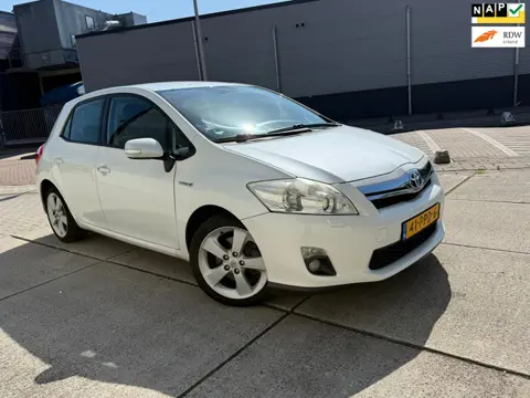 Toyota Auris 1.8 Full Hybrid Executive AUTOMAAT Volledig onderhouden NW APK