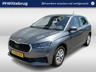 Škoda Fabia 1.0 TSI Ambition / AUTOMAAT/ PARKEER SENSOREN/ CRUISE/ SMARTLINK/ LED/ NAVI/ DAB/ AIRCO/