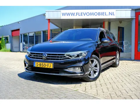 Volkswagen Passat Variant 1.5 150pk TSI R-Line Business + Aut. Pano|Adapt.cruise|CarPlay|Cam|LMV|Enz