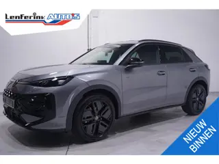 Volkswagen T-Roc 1.5 eTsi R-Line First Edition IQ.light Apple Carplay Black style Stoel-/stuur verwa