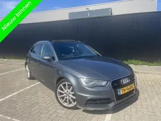 Audi A3 Sportback 2.0 TDI Quattro Keyless Lane assist Panorama
