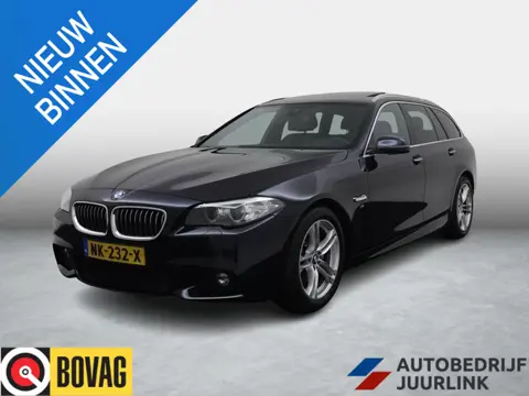 BMW 5-serie Touring 520i Aut. M-Pakket Pano/Trekhaak/Camera/Leder/Nav/ El.Klep/Stoelverw.