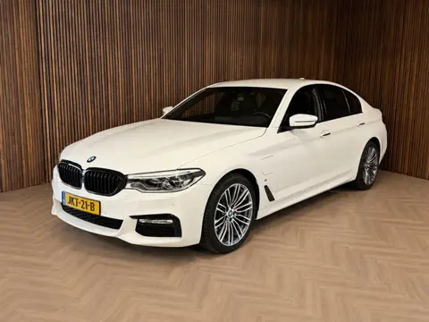 BMW 5-serie 530e iPerformance High Executive - HUD - Keyless -