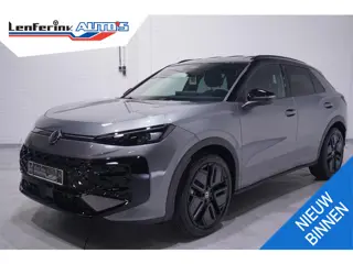 Volkswagen T-Roc R-Line First Edition IQ.light Apple Carplay Black style Stoel-/stuur verwarming 19 