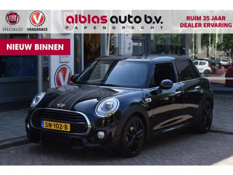 MINI 5-Deurs 1.5 Cooper Chili Serious Business|JCW|