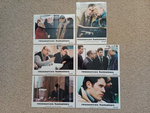 RESSOURCES HUMAINES lobbycard set.