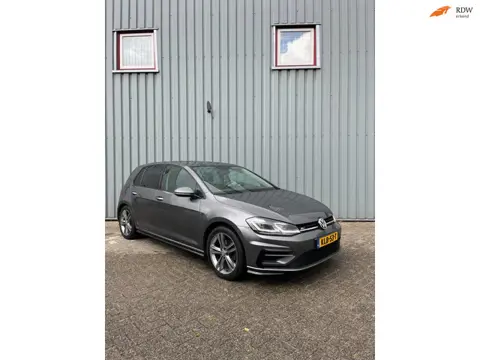 Volkswagen Golf 1.5 TSI Highline R line /zeer nette auto