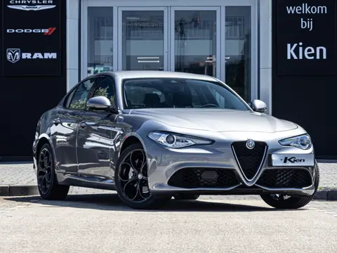 Alfa Romeo Giulia 2.0 T AWD Veloce 280 pk | Originele All Wheel Drive | 19 inch | Veloce Stoelen | N