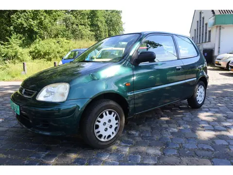 Honda Logo 1.3i nw apk 10-7-2027 gebruiks sporen zie foto,s