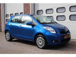 Toyota Yaris 1.3 VVTi Aspiration 5-Deurs * Clima / Pdc / Nap *